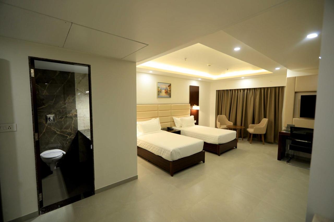 Apricot Hotel , Ahmedabad Exterior foto