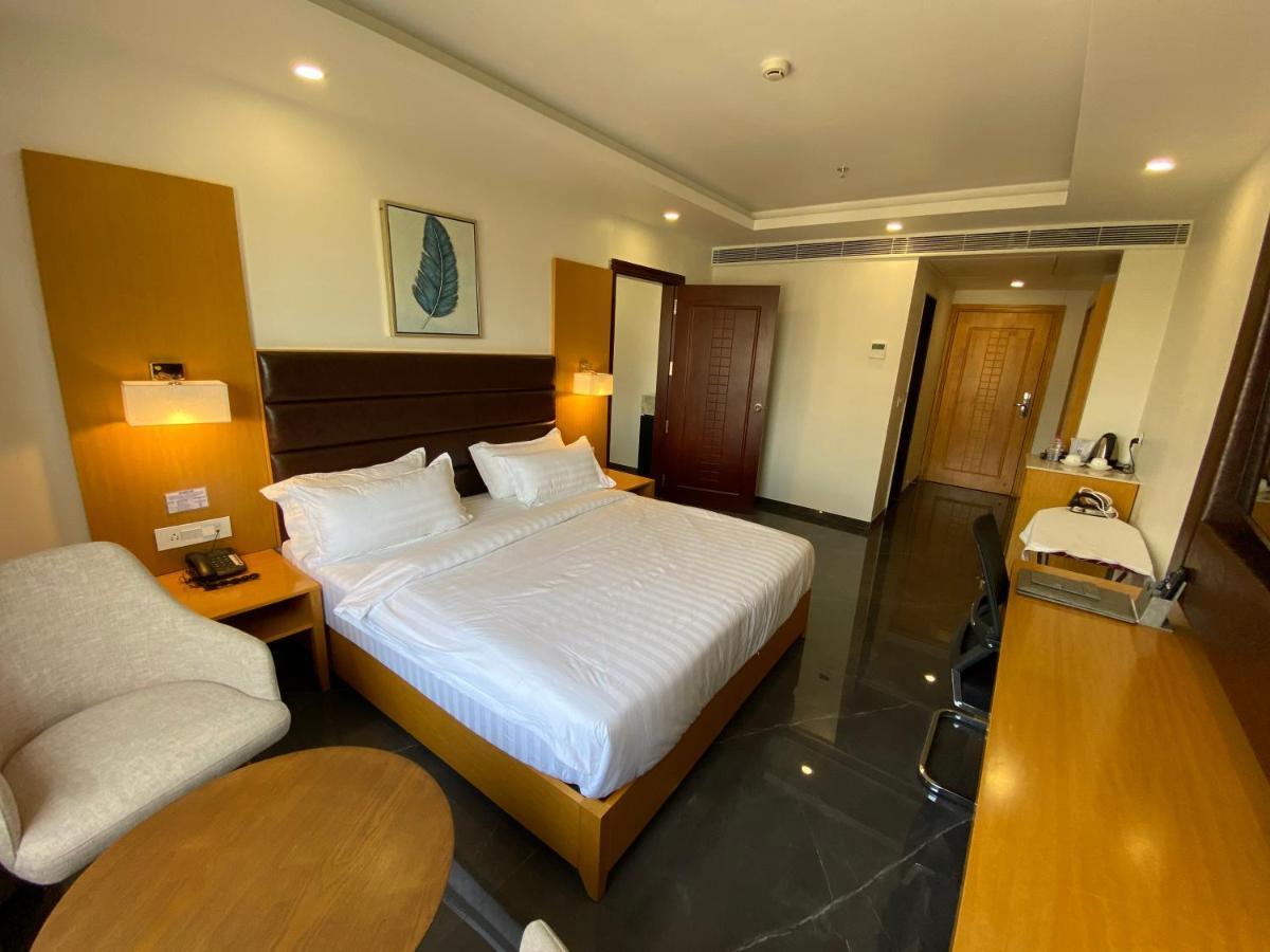 Apricot Hotel , Ahmedabad Exterior foto