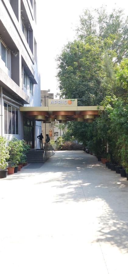 Apricot Hotel , Ahmedabad Exterior foto